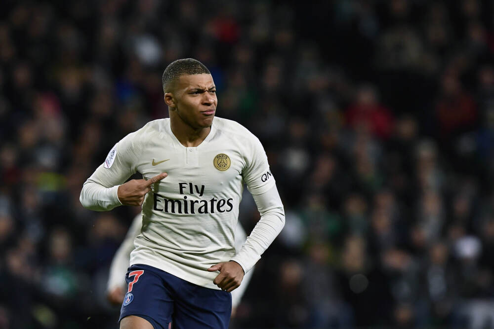 德国柏林发生枪击事件 至少5人受伤